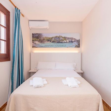 Siesta Mar One Bedroom Apartments Cala En Porter  Exteriör bild